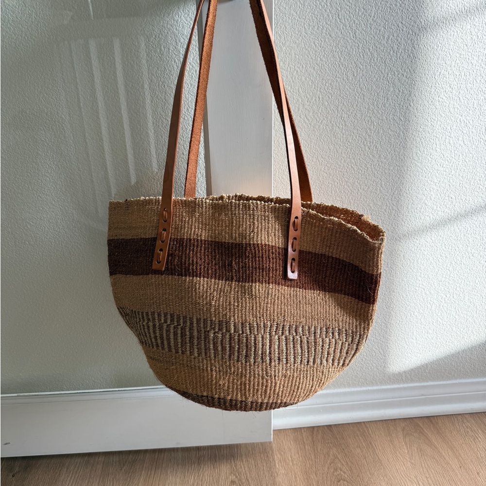 Jenna Bee Woven Straw Tote Bag with Leather Straps - Brown Stripe